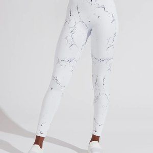 BuffBunny White Marble Limitless Leggings - Medium